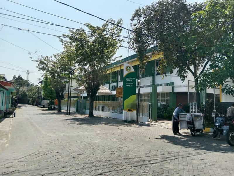 Sewa Aset Ruang Terbuka Bekas kantor UPT Rehabilitasi Anak Nakal dan Korban Narkoba Kota Surabaya - Jl. Dukuh Kupang Timur XII A No. 1 -  - Foto 3