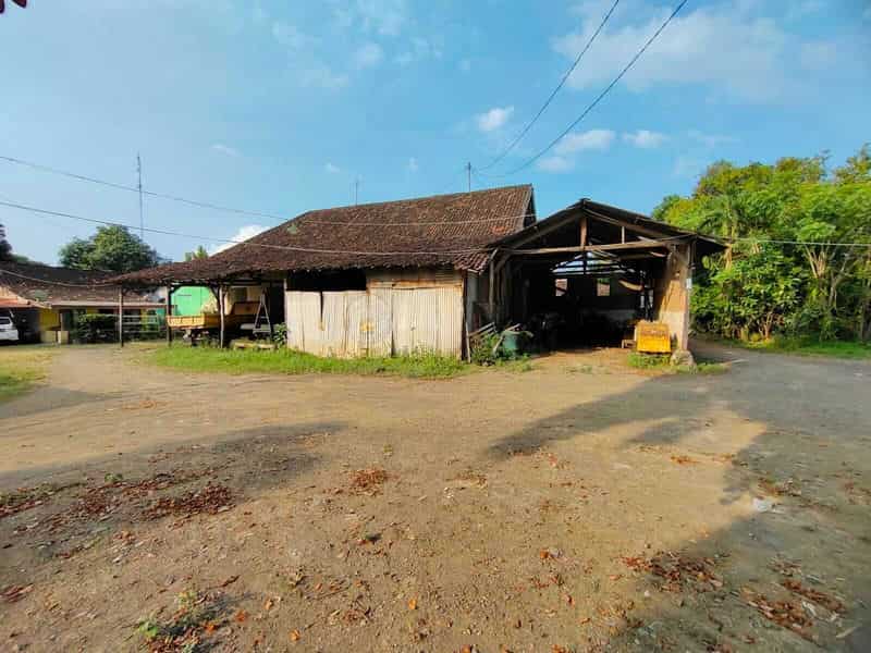 Sewa Aset Penginapan Perumahan Dinas ASN Dinas PU Bina Marga, Tanah Kab. Banyuwangi - Jl. Kartini No. 6b Thumbnail 11