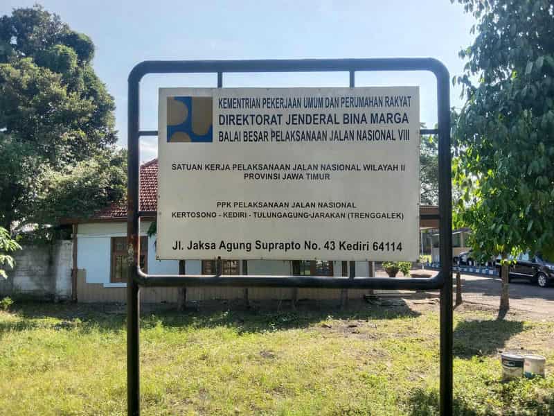 Sewa Aset Ruang Terbuka Kota Kediri - Jl. Jaksa Agung Suprapto - Ds. Mojoroto - Foto 1