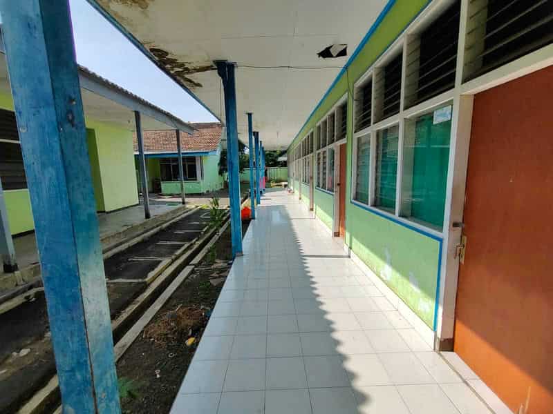Sewa Aset Perkantoran Rumah Dinas PU Sumber Daya Air Banyuwangi, Kab. Banyuwangi - Jl. Adi Sucipto No.135 A  - Foto 3